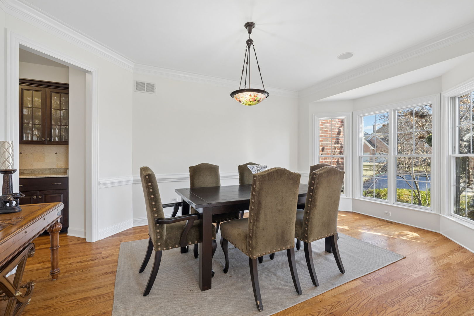 824 Megan Court, Westmont, IL 60559