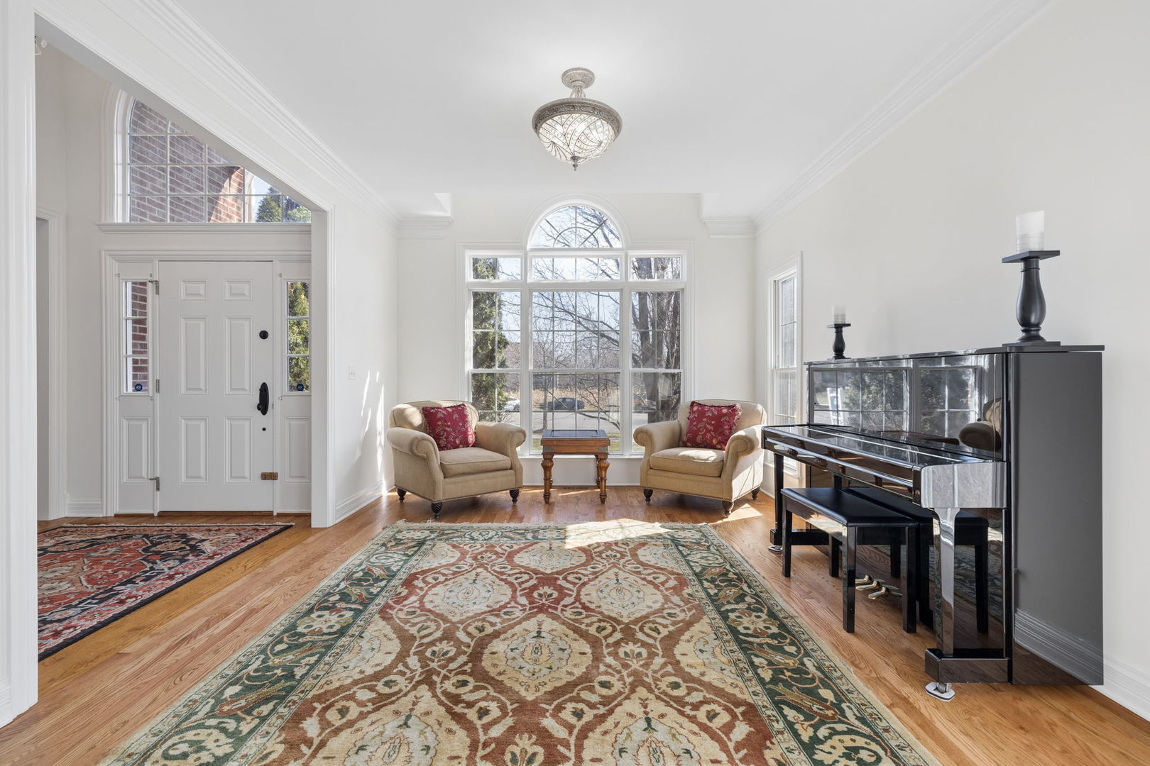 824 Megan Court, Westmont, IL 60559