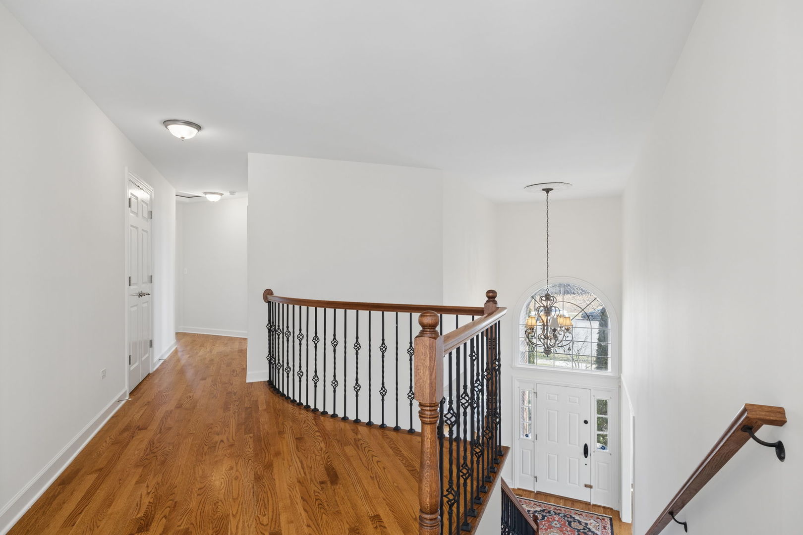824 Megan Court, Westmont, IL 60559