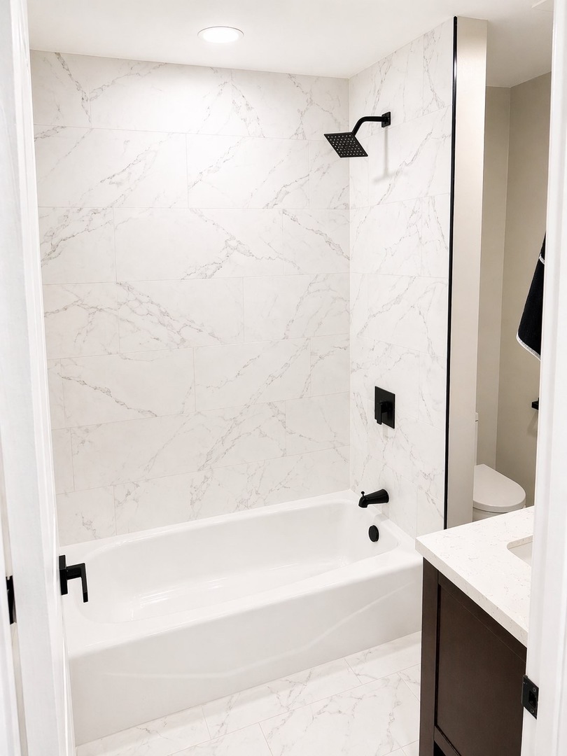 3913 Saratoga Avenue #117, Downers Grove, IL 60515