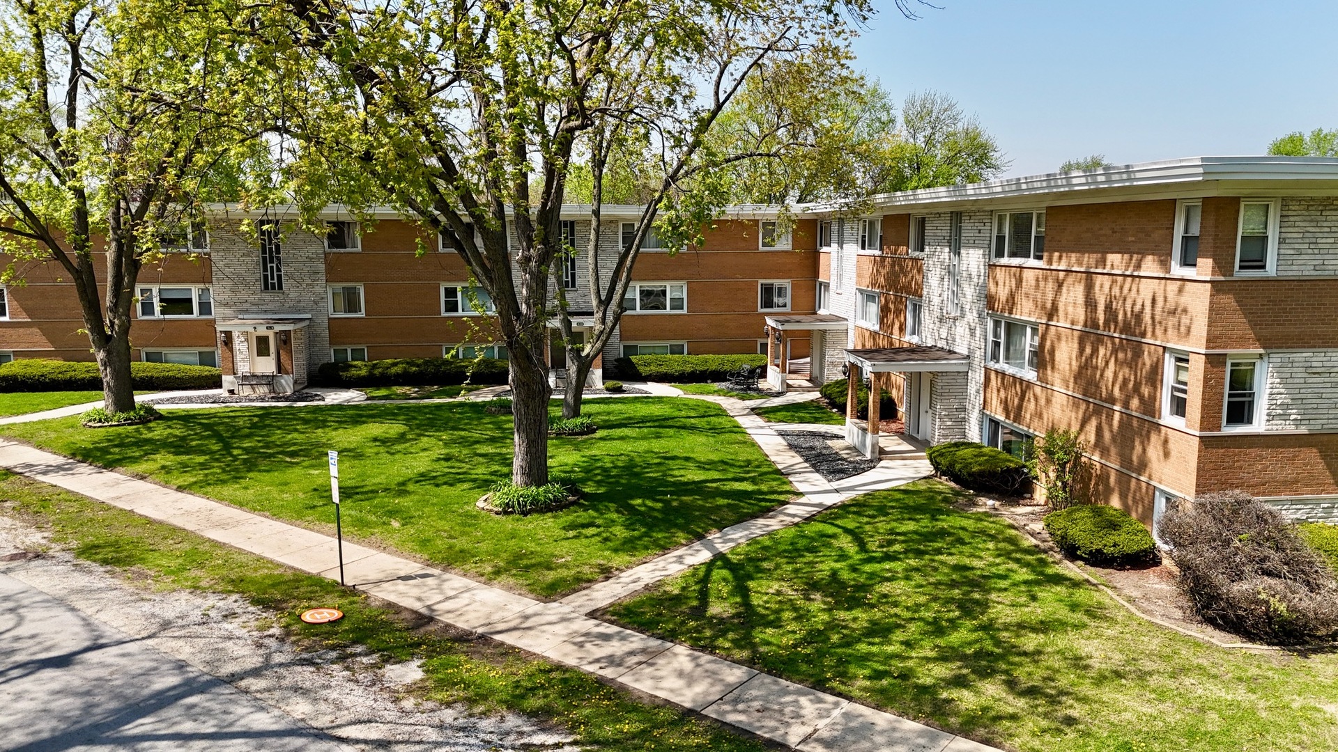 6910 W 109th Street #1B, Worth, IL 60482