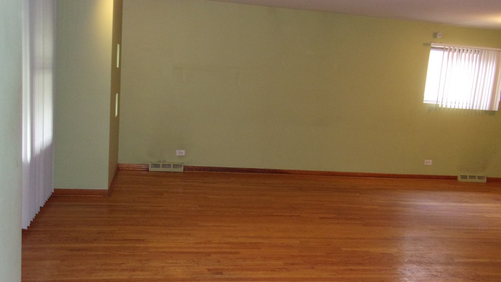 8343 S Calumet Avenue, Chicago, IL 60619