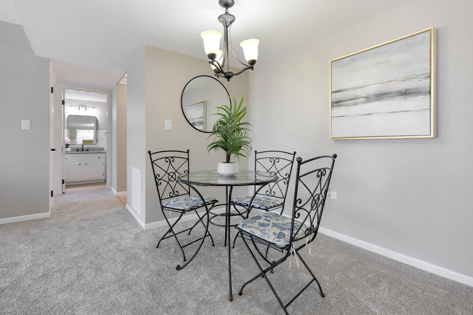 2900 Maple Avenue #17E, Downers Grove, IL 60515