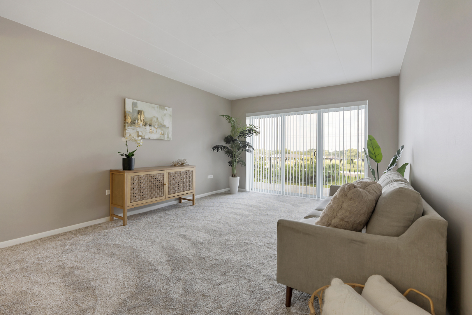 2900 Maple Avenue #17E, Downers Grove, IL 60515