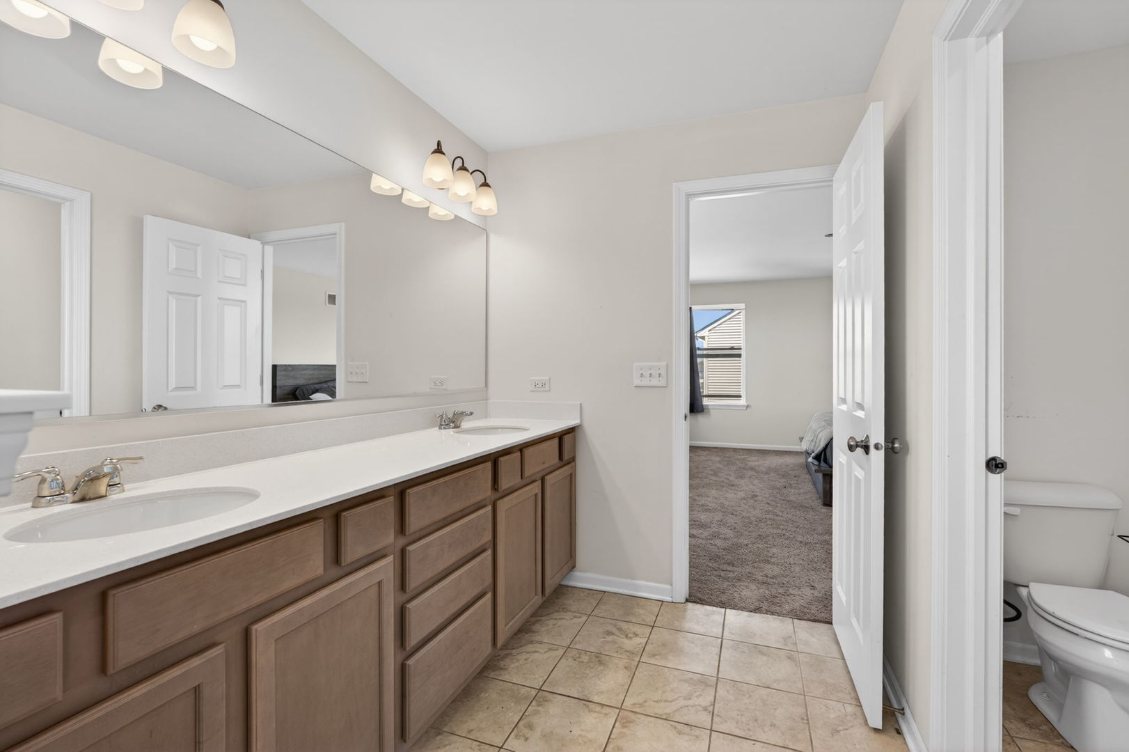 26010 S Indian Creek Trail, Channahon, IL 60410