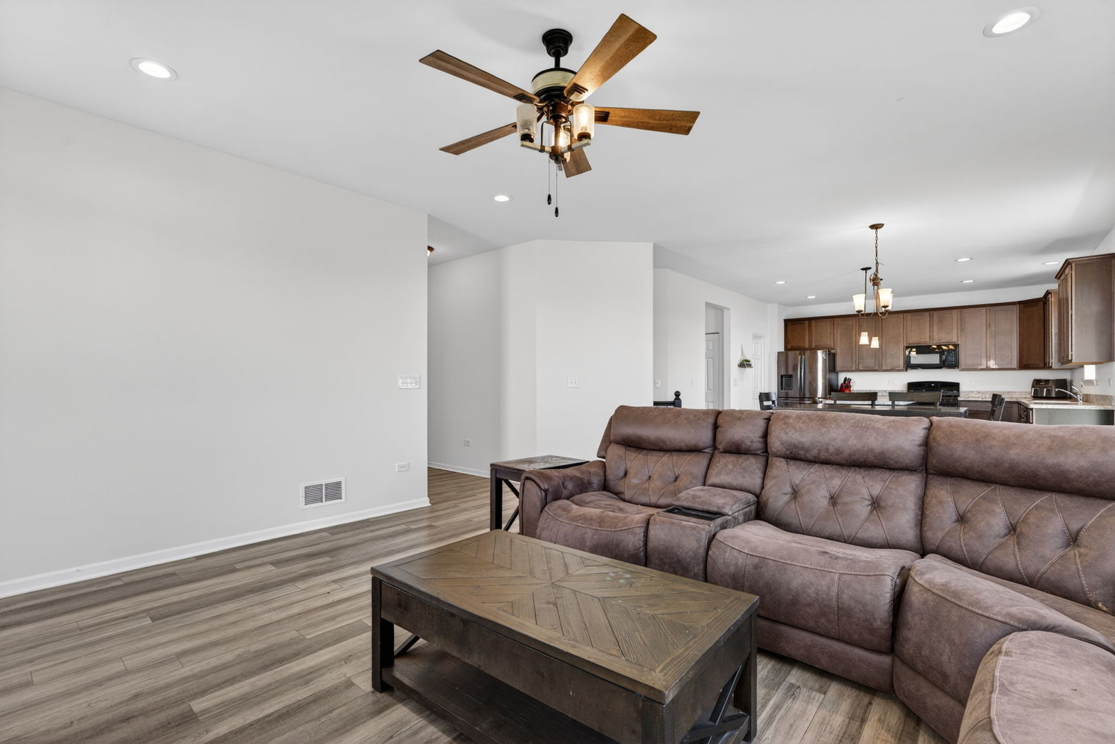 26010 S Indian Creek Trail, Channahon, IL 60410