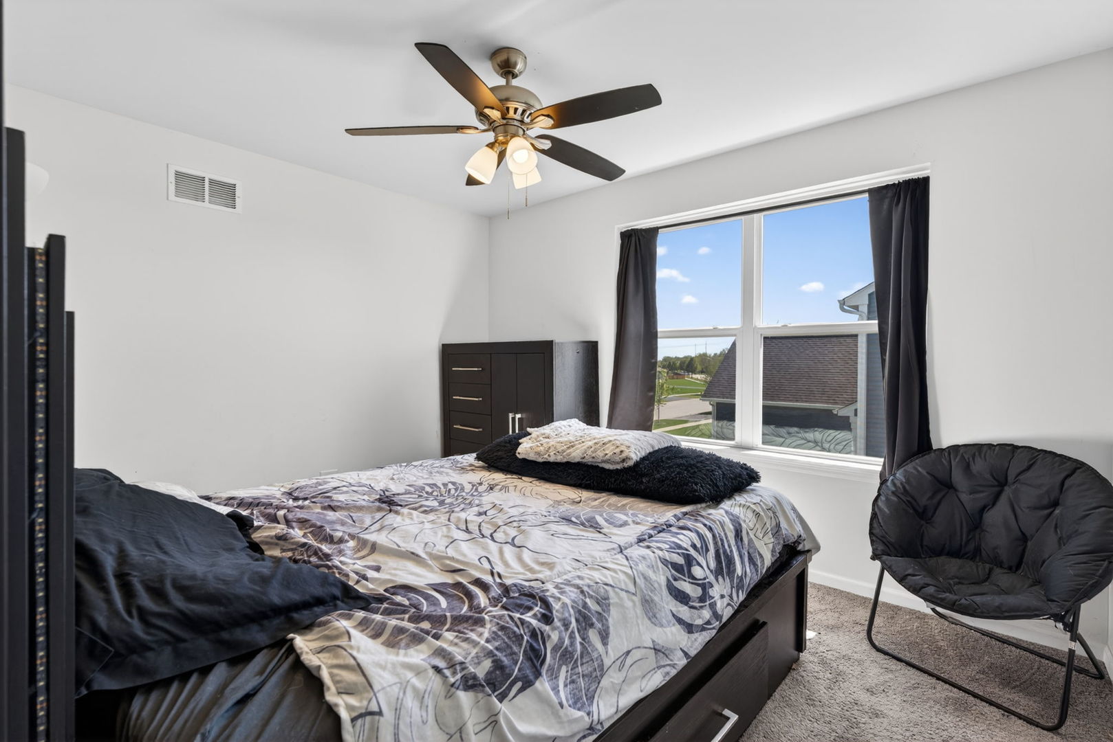 26010 S Indian Creek Trail, Channahon, IL 60410