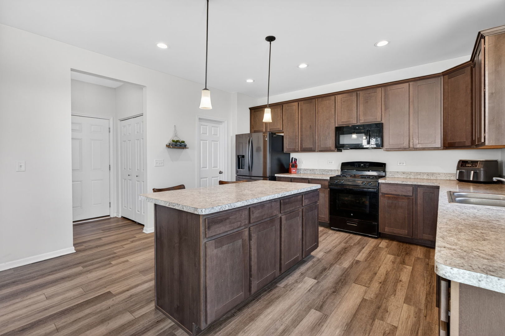 26010 S Indian Creek Trail, Channahon, IL 60410