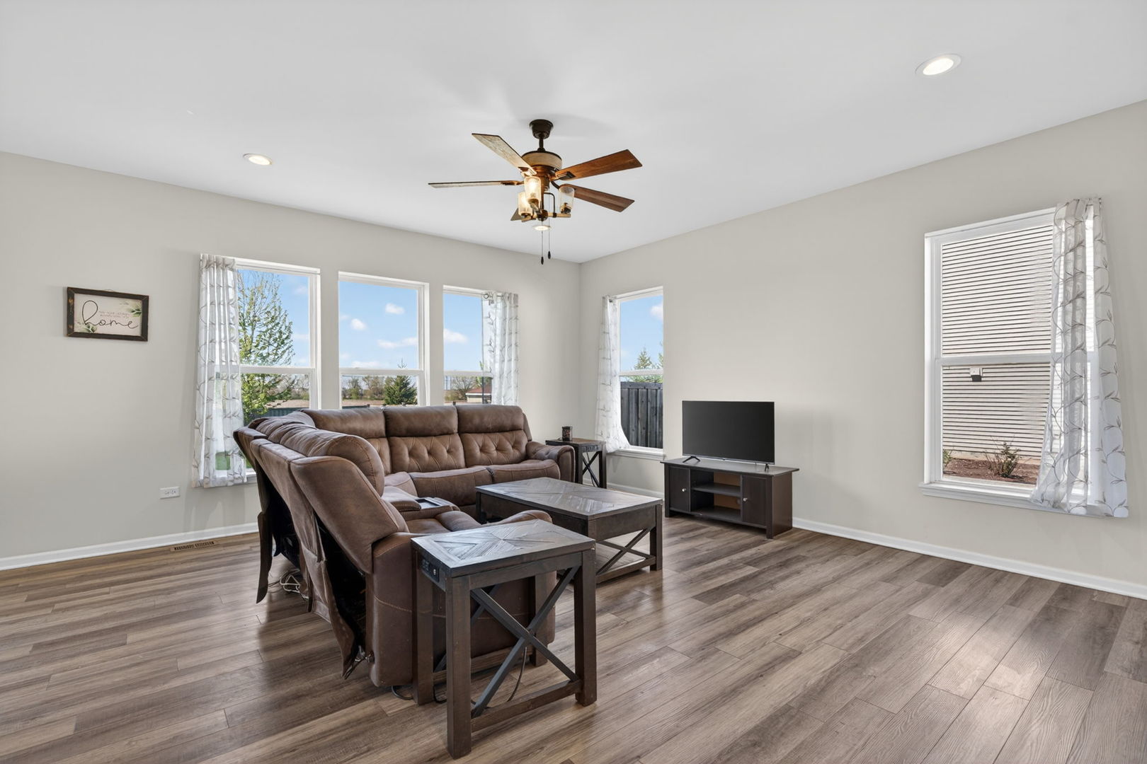 26010 S Indian Creek Trail, Channahon, IL 60410