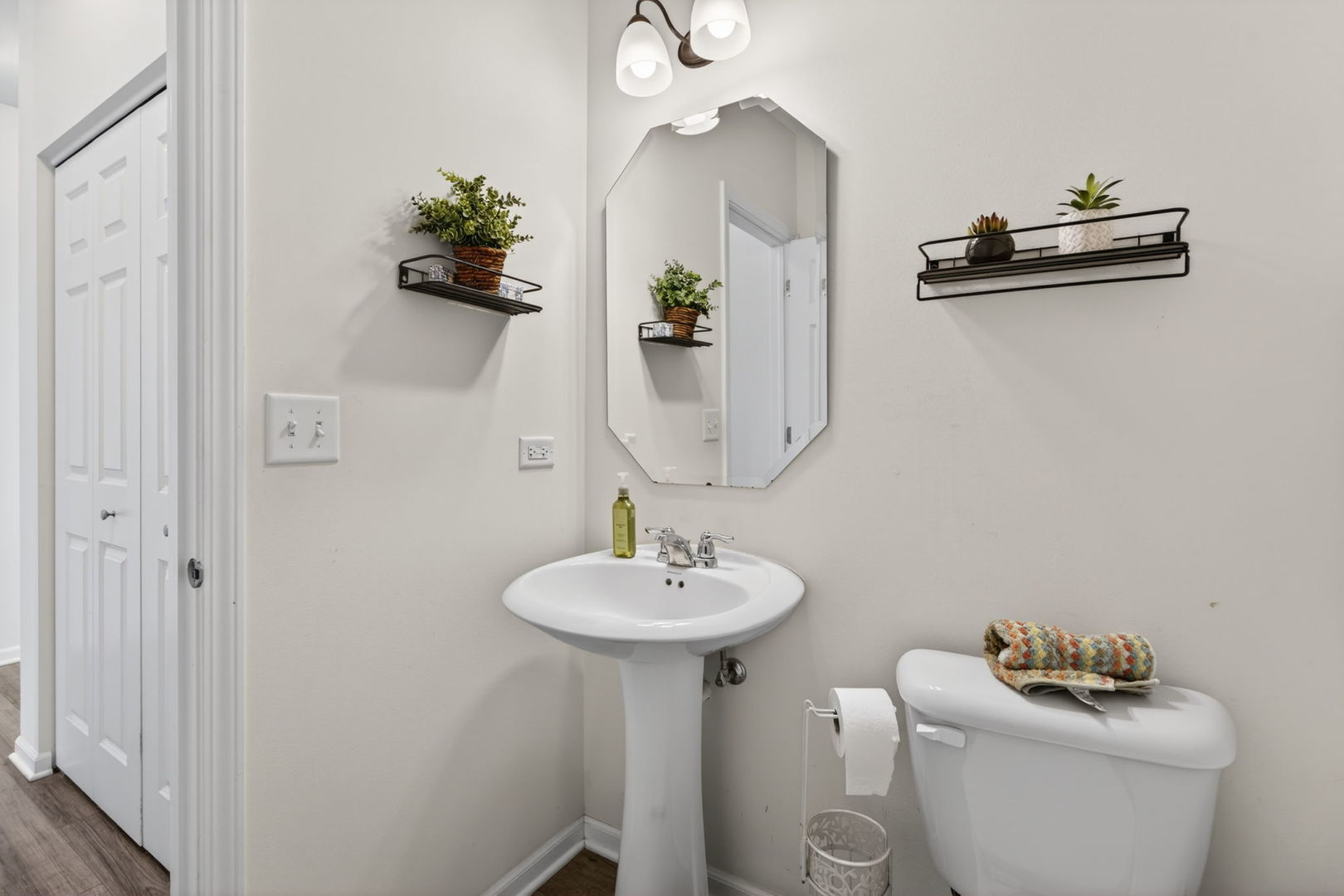 26010 S Indian Creek Trail, Channahon, IL 60410