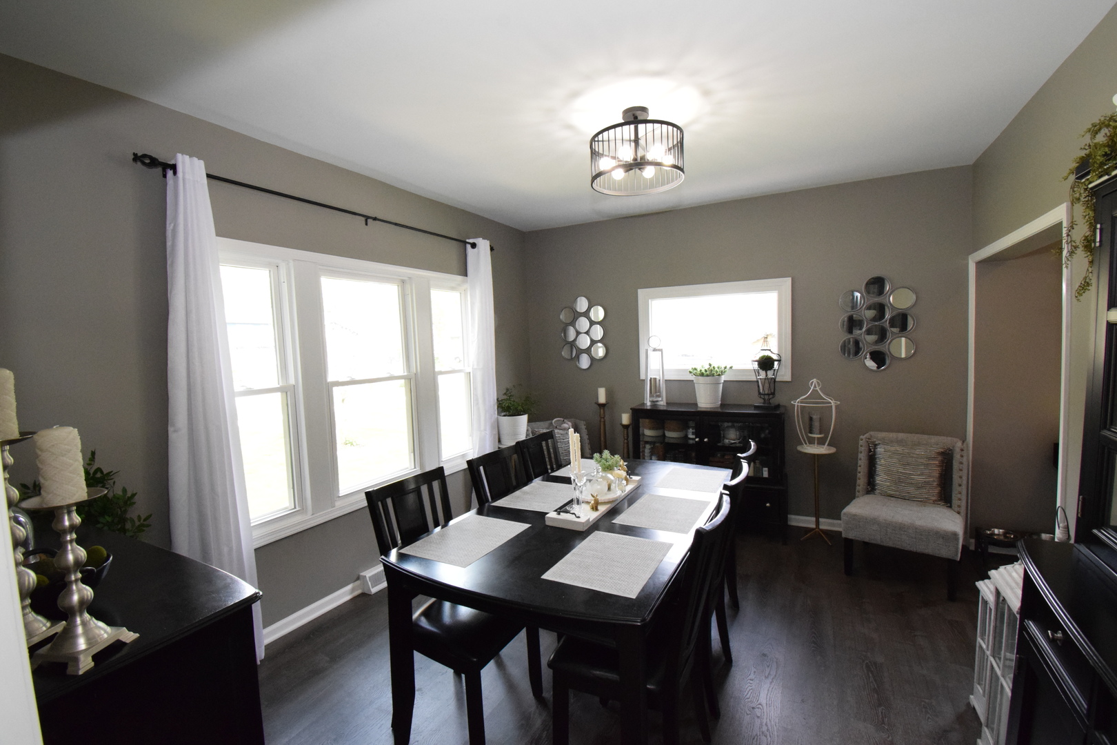 302 E Main Street, Yorkville, IL 60560