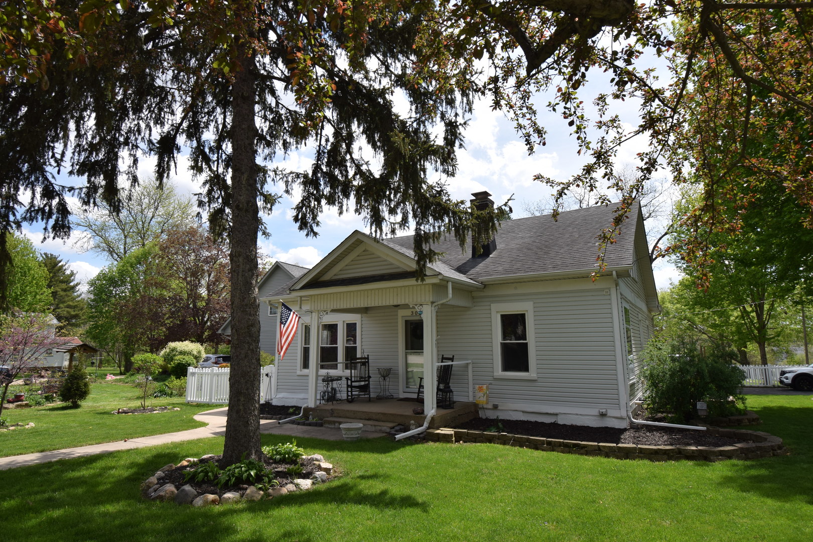302 E Main Street, Yorkville, IL 60560