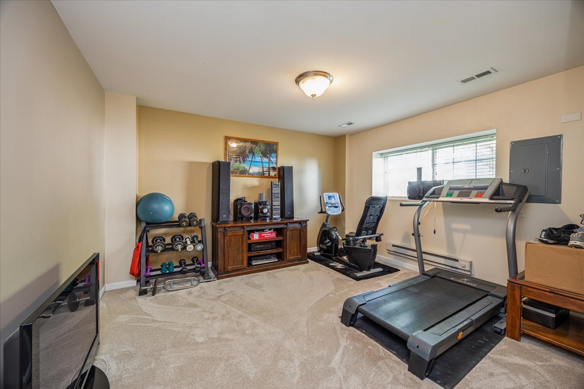 558 Lincoln Station Drive #558, Oswego, IL 60543