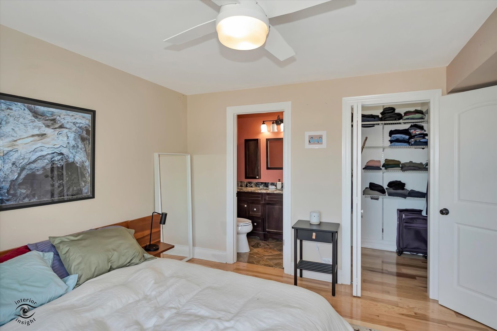 9621 S Karlov Avenue #301, Oak Lawn, IL 60453