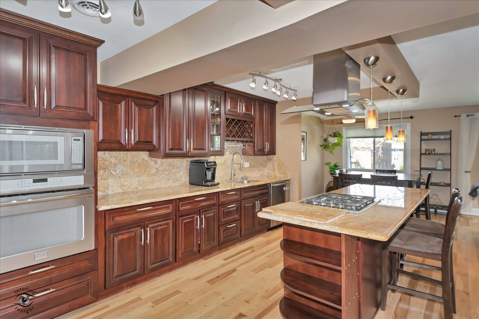 9621 S Karlov Avenue #301, Oak Lawn, IL 60453