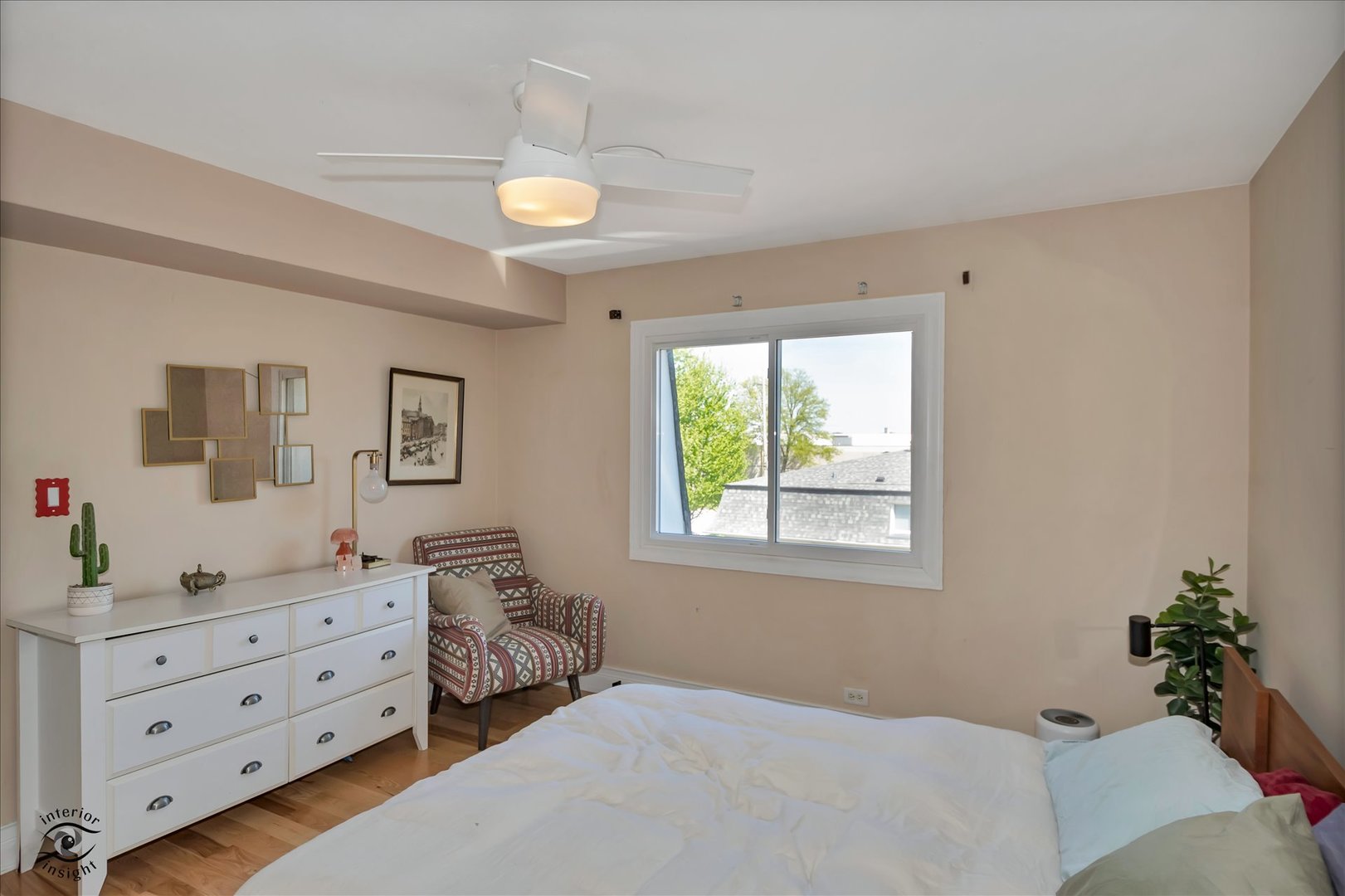 9621 S Karlov Avenue #301, Oak Lawn, IL 60453