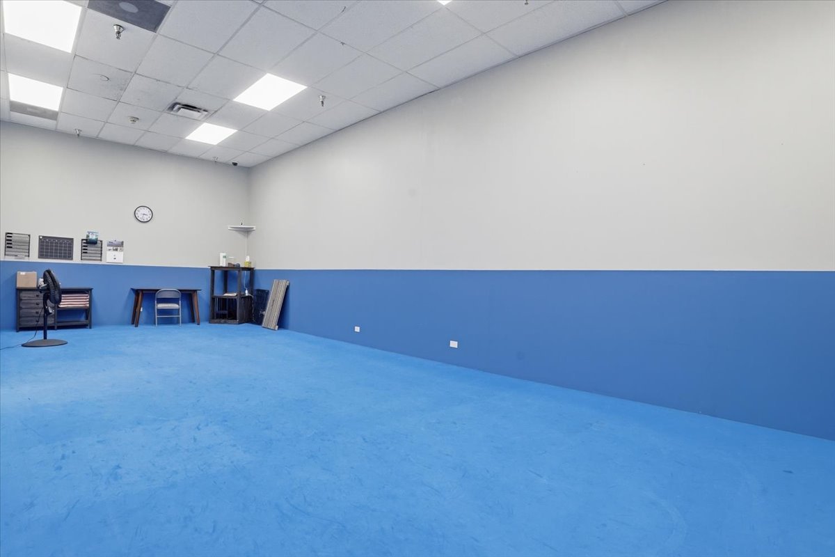 1301 S Lewis Avenue, Waukegan, IL 60085