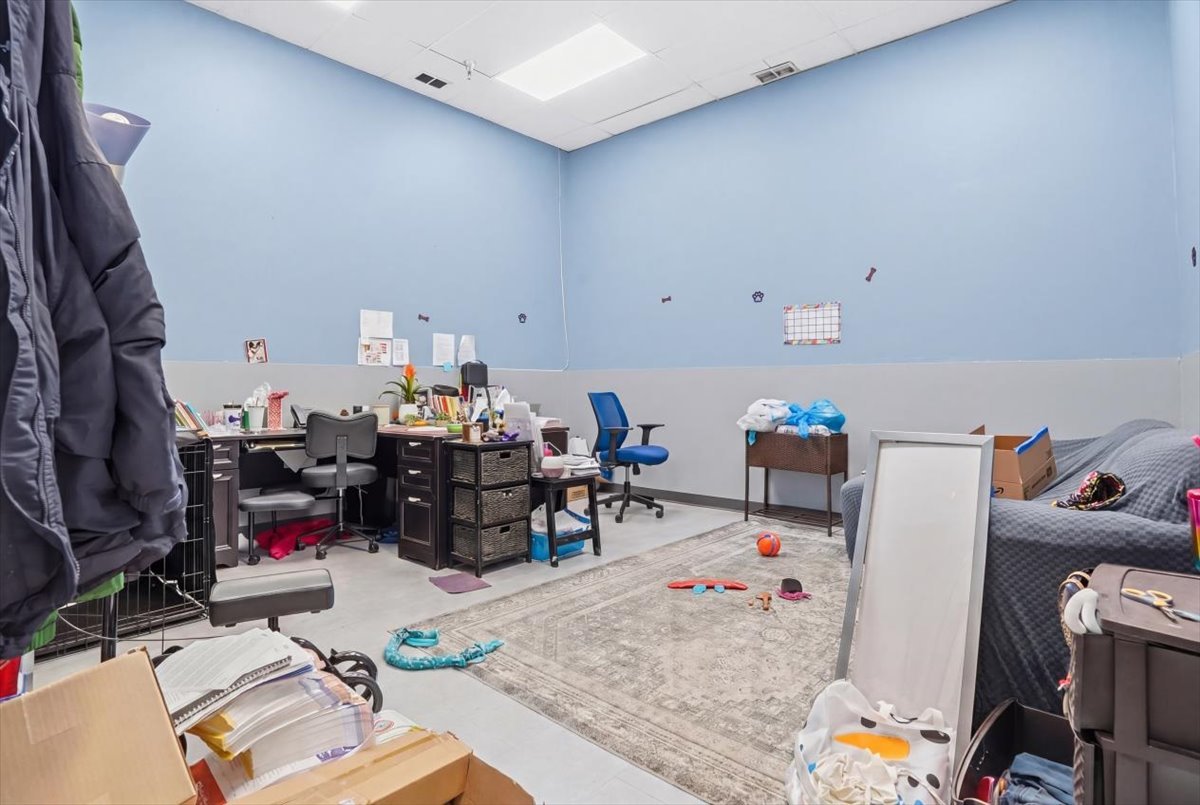 1301 S Lewis Avenue, Waukegan, IL 60085