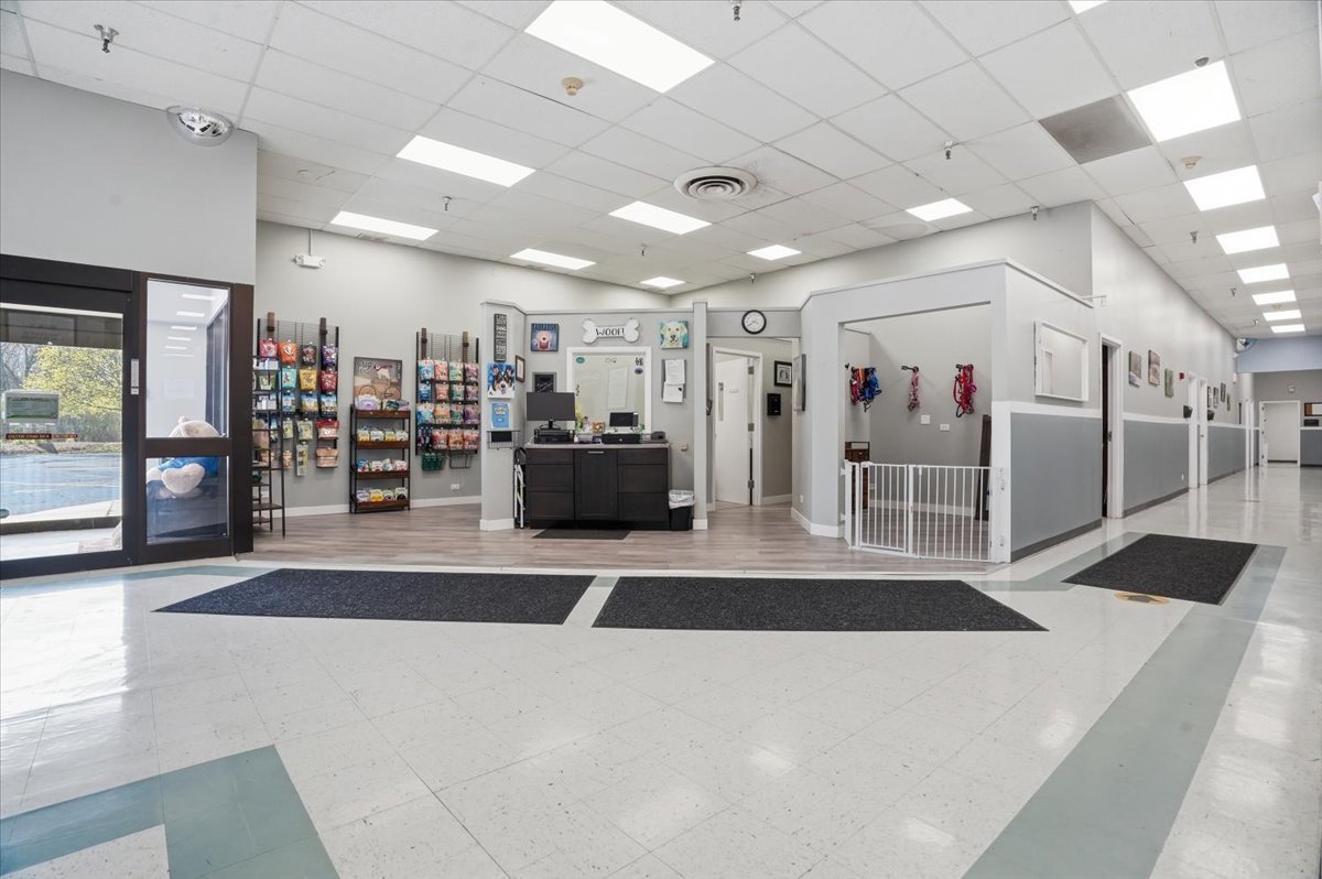 1301 S Lewis Avenue, Waukegan, IL 60085