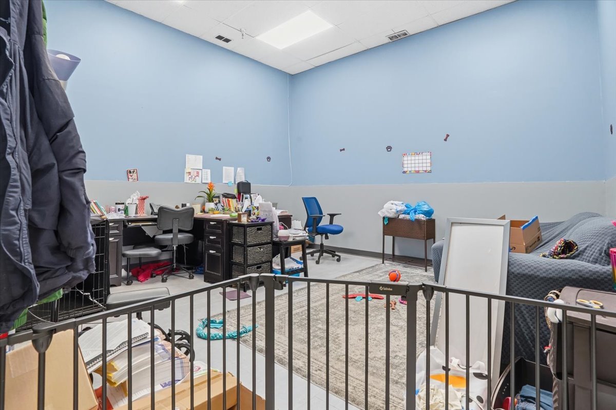 1301 S Lewis Avenue, Waukegan, IL 60085