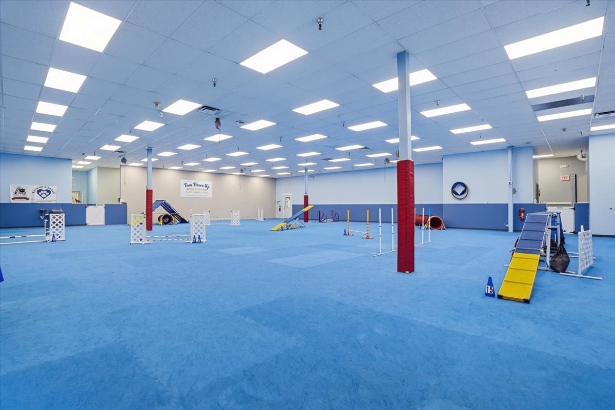 1301 S Lewis Avenue, Waukegan, IL 60085