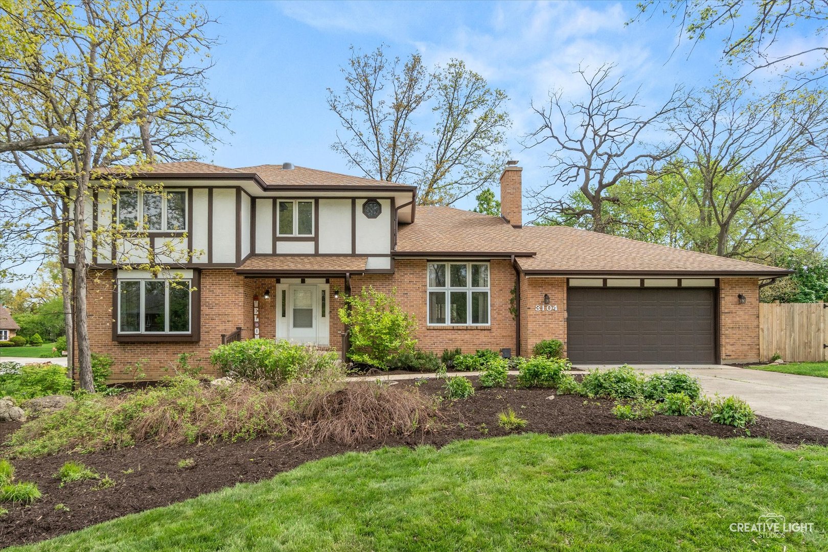 3104 Whispering Oaks Lane, Woodridge, IL 60517
