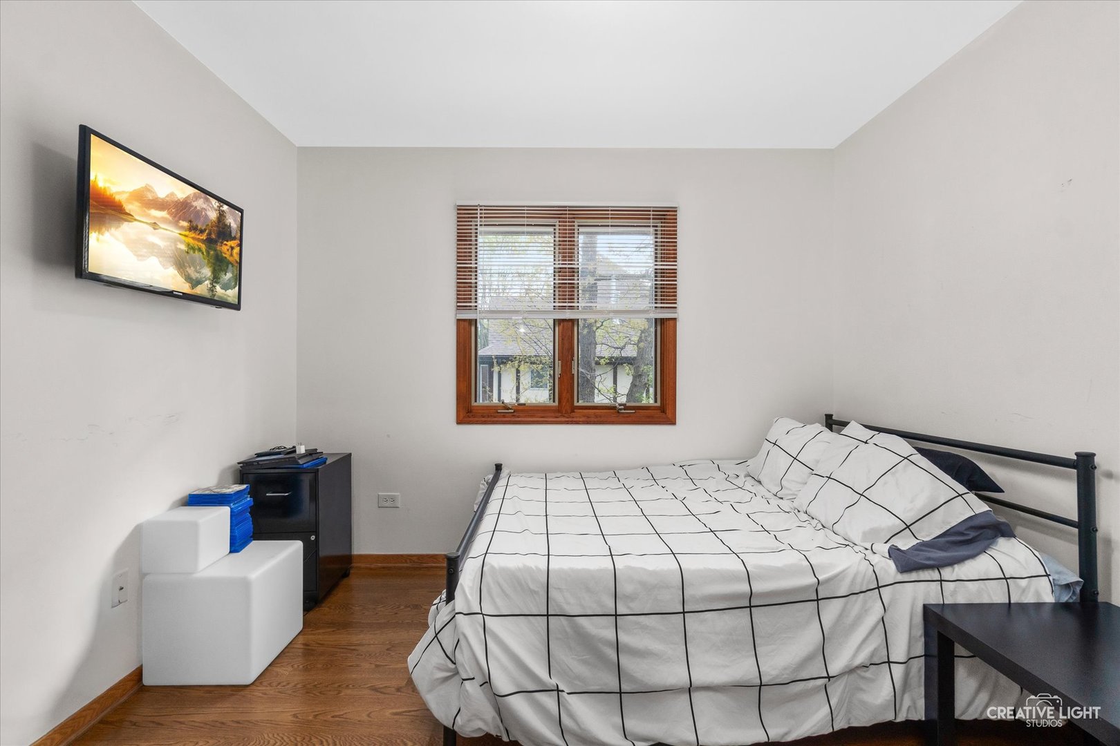 3104 Whispering Oaks Lane, Woodridge, IL 60517