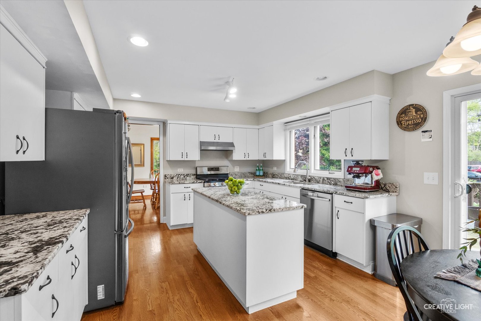 3104 Whispering Oaks Lane, Woodridge, IL 60517