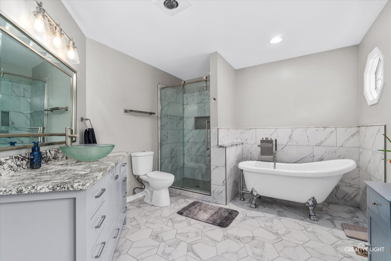 3104 Whispering Oaks Lane, Woodridge, IL 60517
