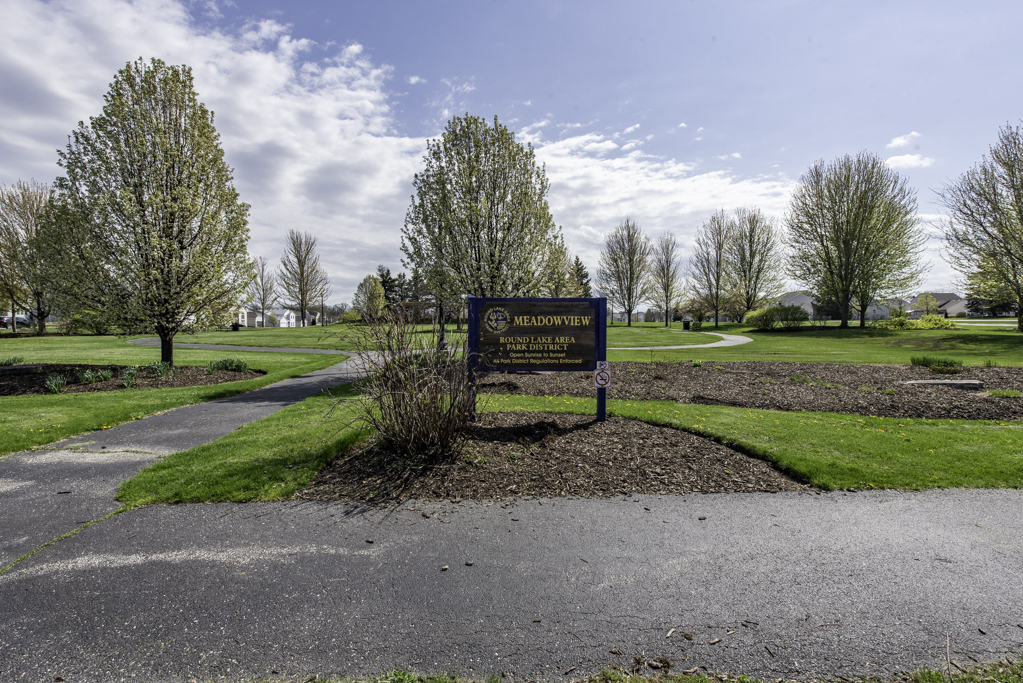 2177 W Wicklow Lane, Round Lake, IL 60073