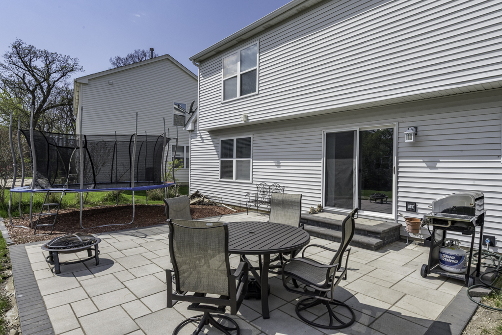 2177 W Wicklow Lane, Round Lake, IL 60073