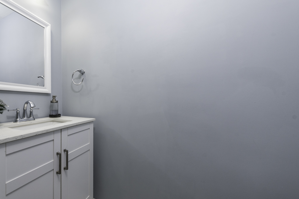 2177 W Wicklow Lane, Round Lake, IL 60073