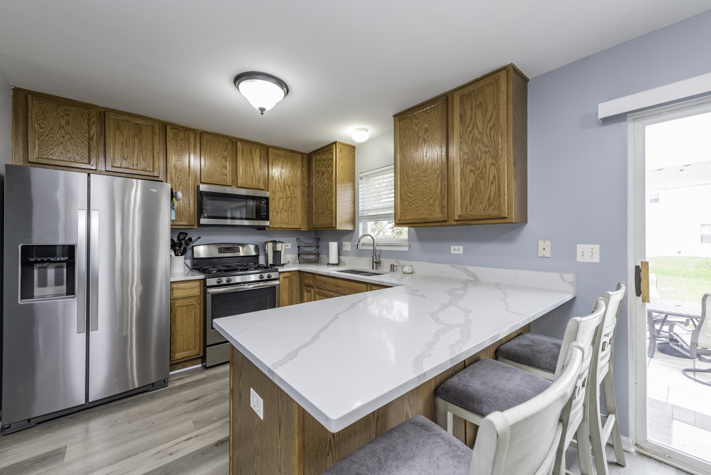 2177 W Wicklow Lane, Round Lake, IL 60073