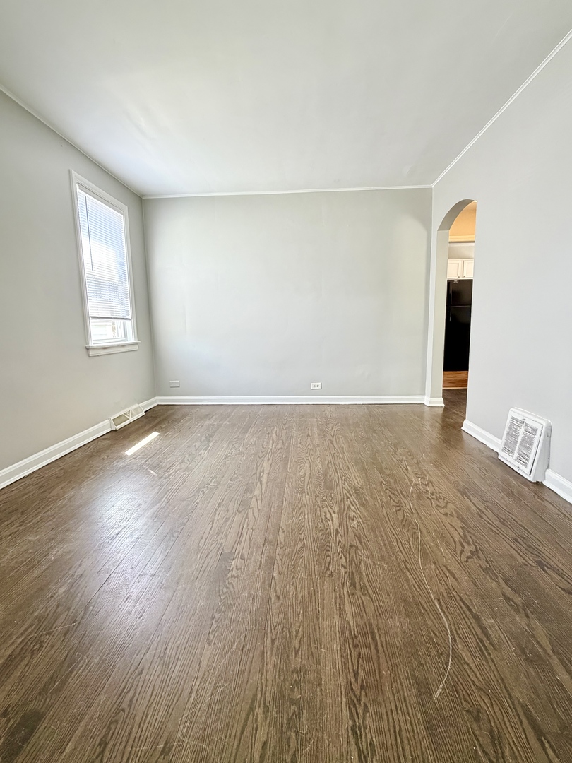 17826 SCHOOL Street, Lansing, IL 60438