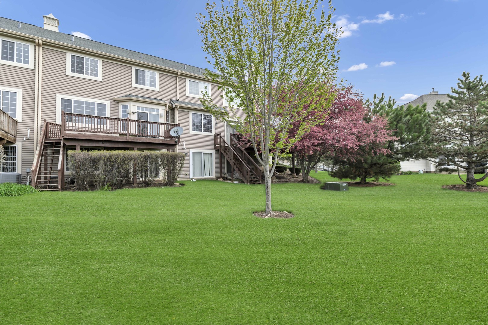 1263 Tamarack Drive, Bartlett, IL 60103