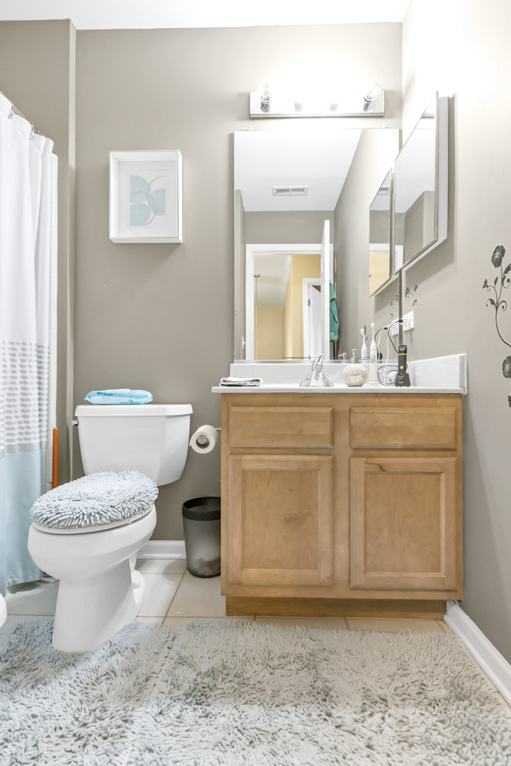 1263 Tamarack Drive, Bartlett, IL 60103