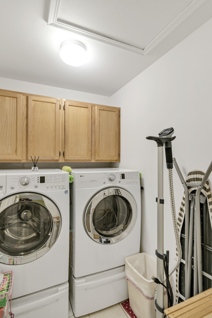 1263 Tamarack Drive, Bartlett, IL 60103