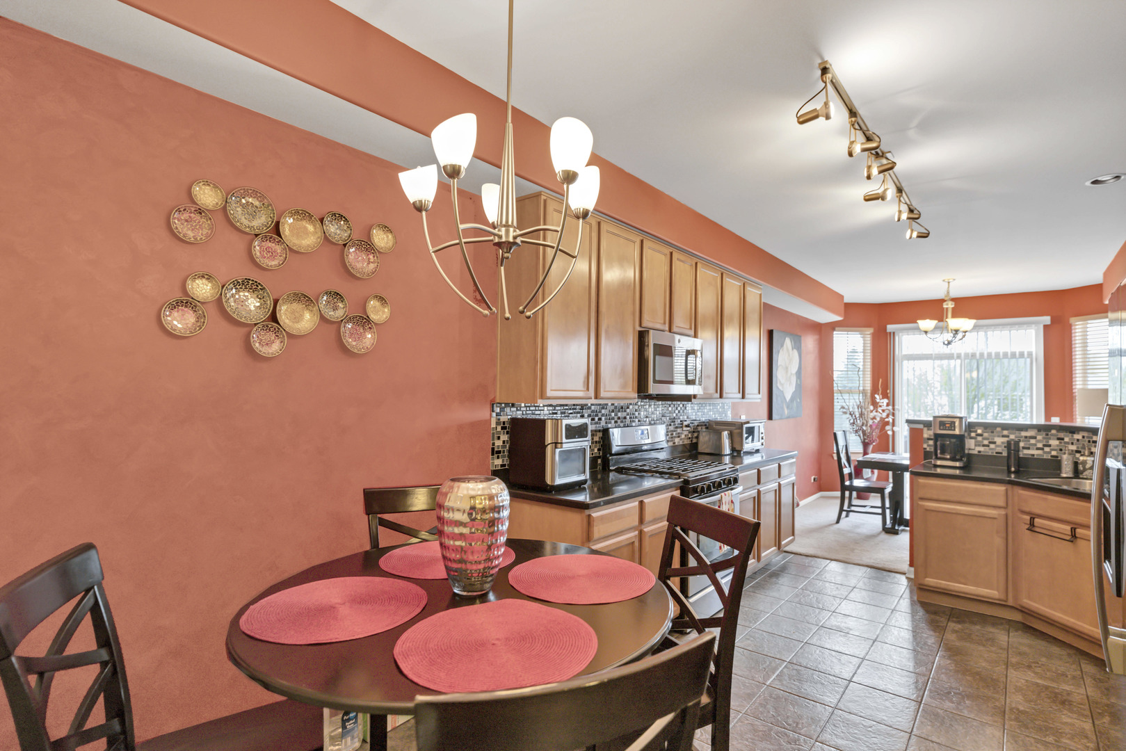 1263 Tamarack Drive, Bartlett, IL 60103