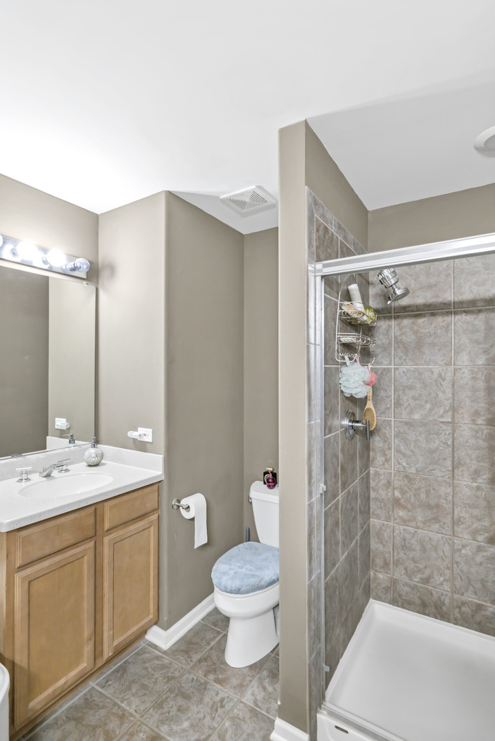 1263 Tamarack Drive, Bartlett, IL 60103