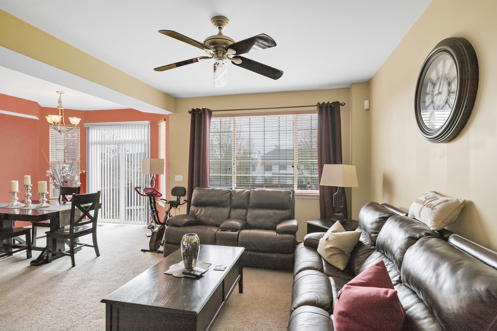 1263 Tamarack Drive, Bartlett, IL 60103