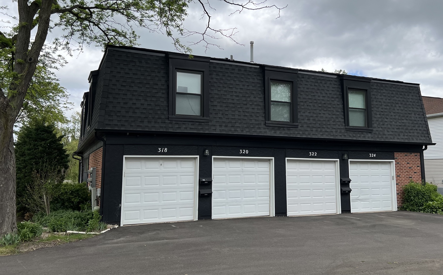 320 Inverrary Lane, Deerfield, IL 60015