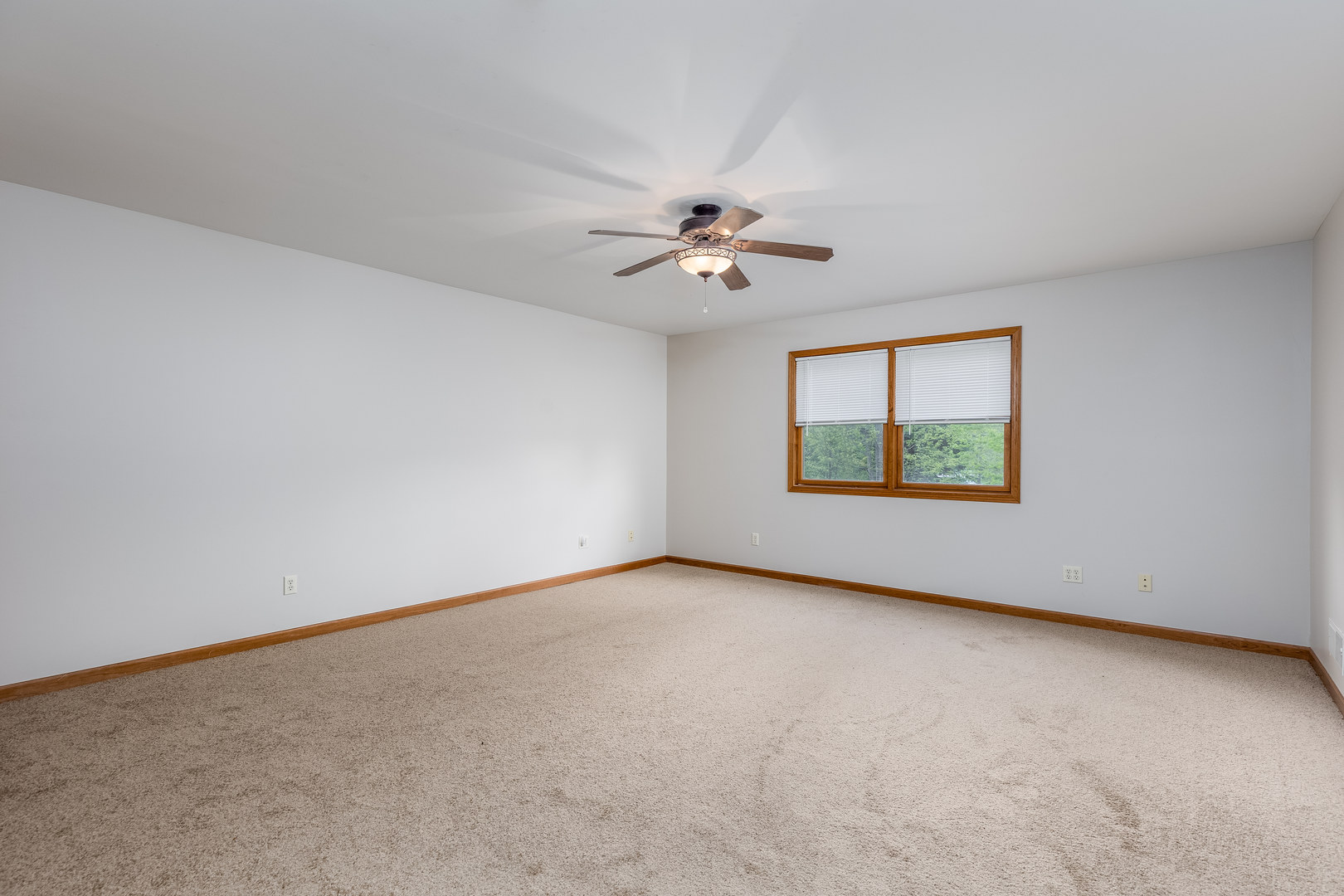 2669 E 1545th Road, Ottawa, IL 61350