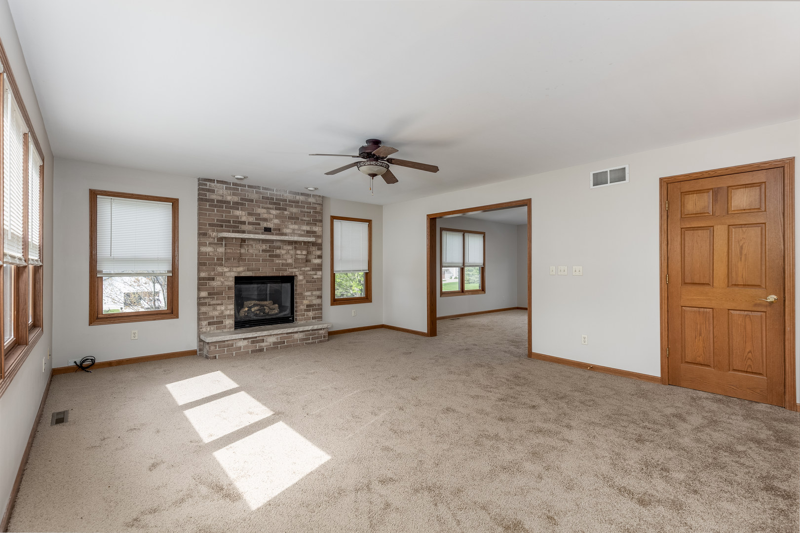 2669 E 1545th Road, Ottawa, IL 61350