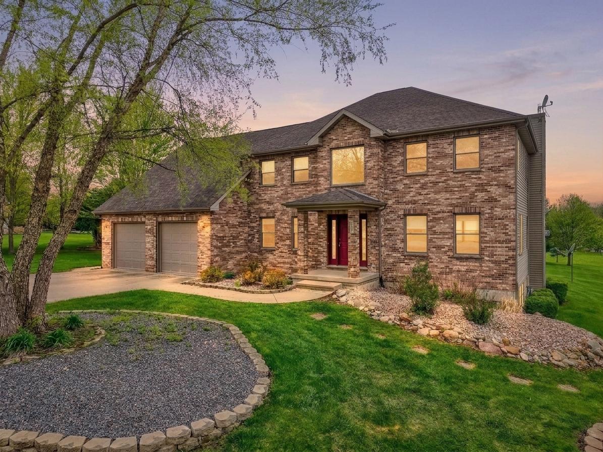 2669 E 1545th Road, Ottawa, IL 61350