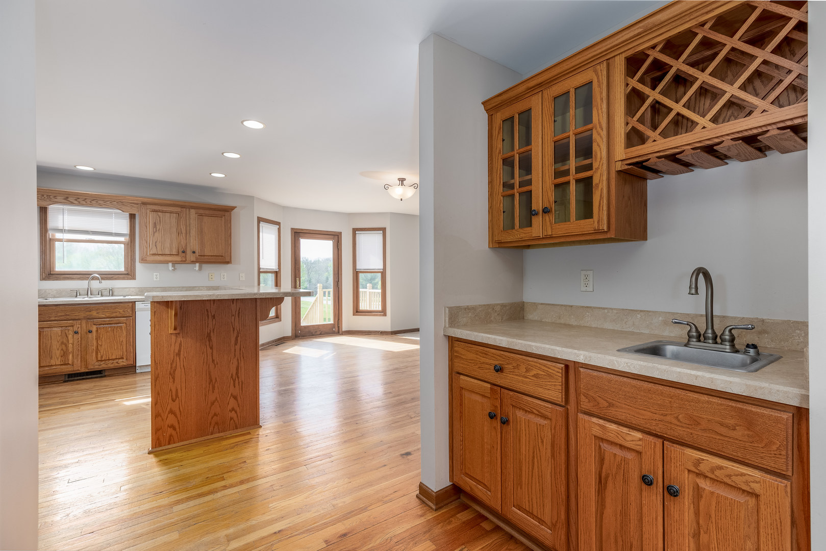 2669 E 1545th Road, Ottawa, IL 61350