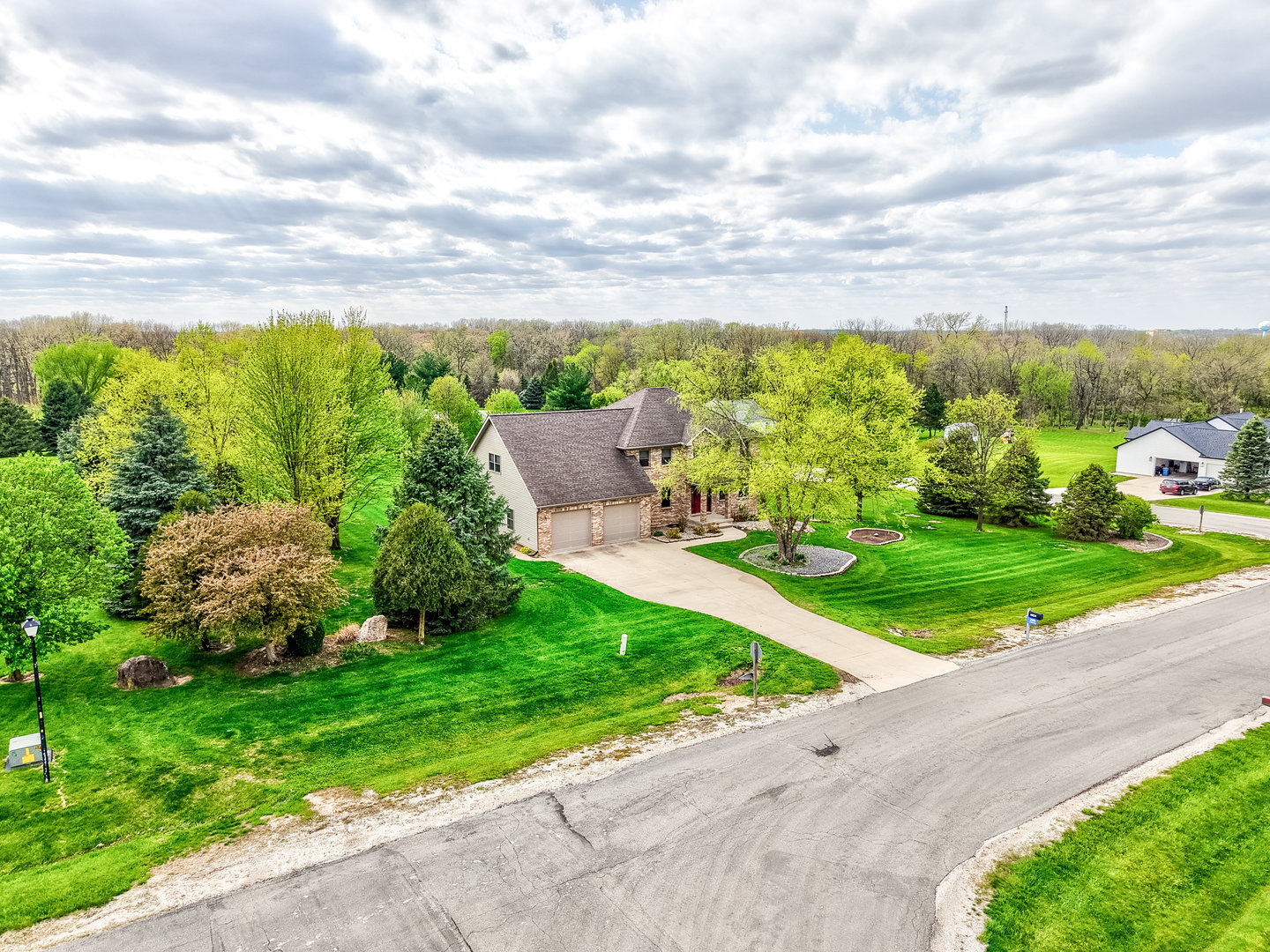 2669 E 1545th Road, Ottawa, IL 61350