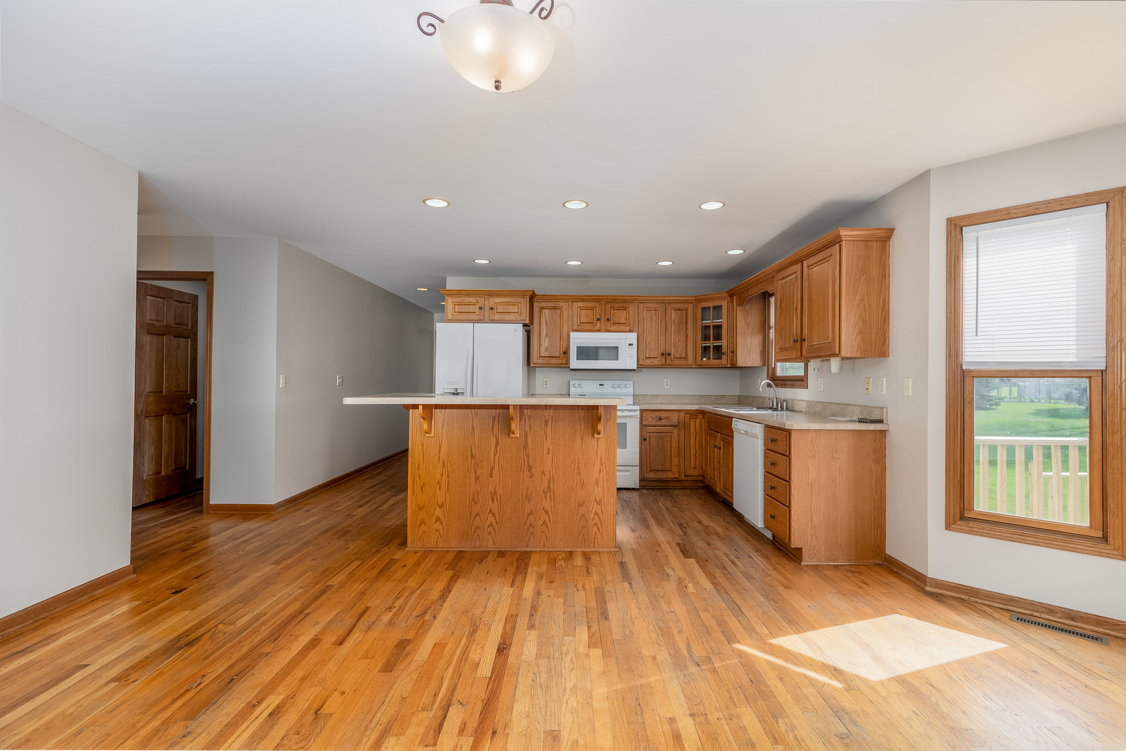 2669 E 1545th Road, Ottawa, IL 61350