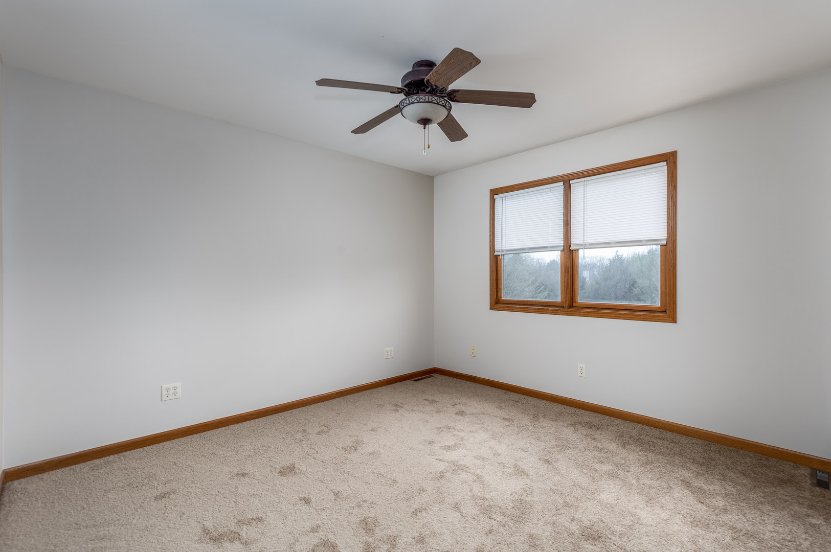 2669 E 1545th Road, Ottawa, IL 61350