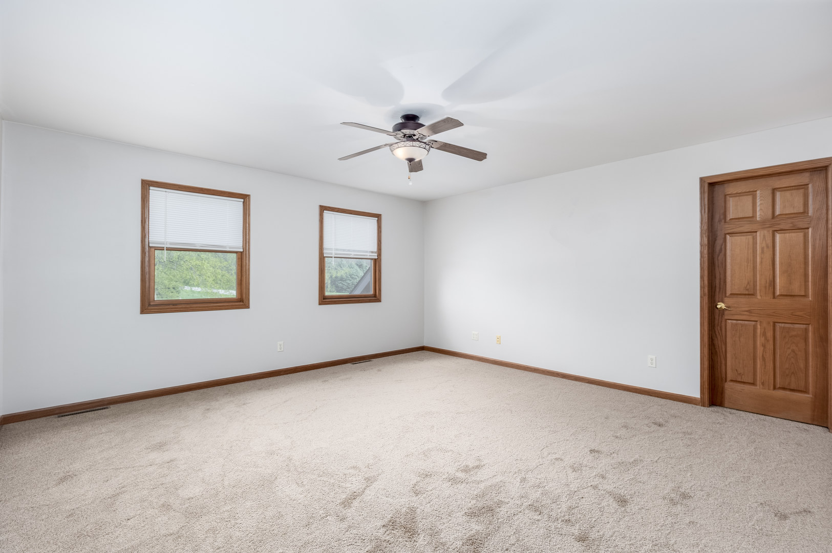 2669 E 1545th Road, Ottawa, IL 61350