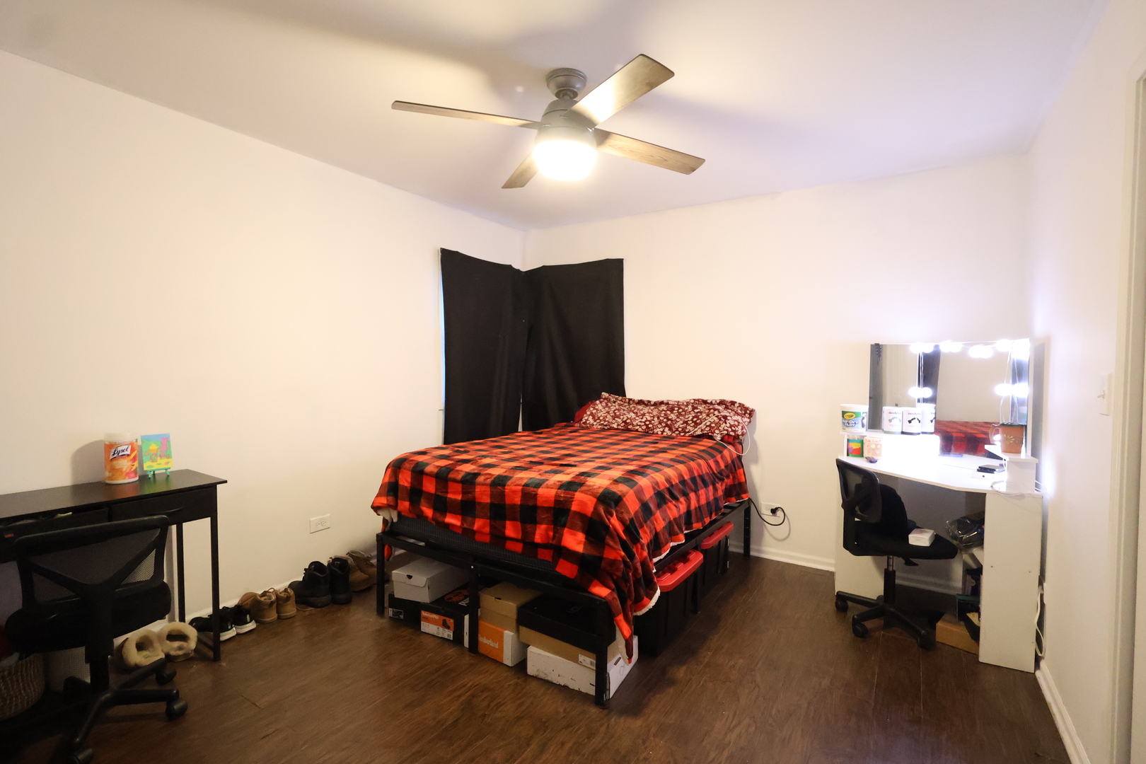 8043 Salisbury Avenue, Lyons, IL 60534